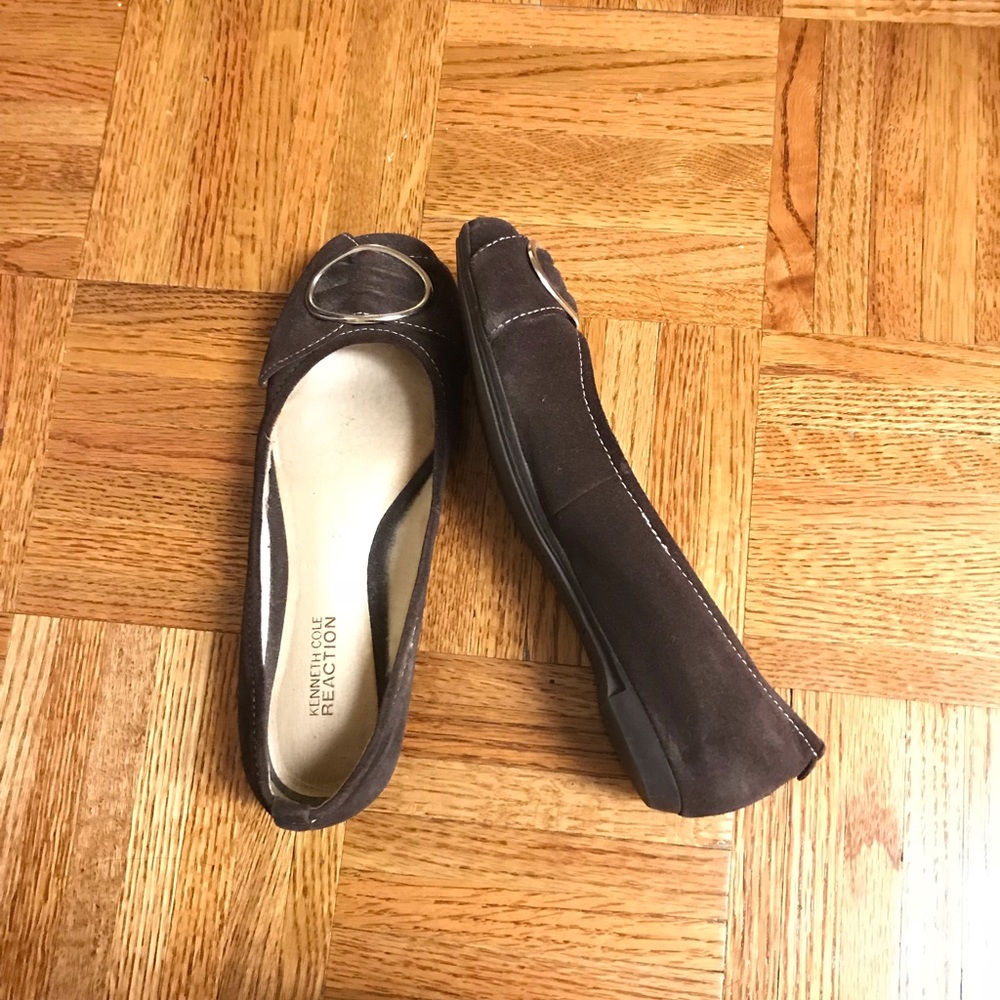 Kenneth Cole brown flats